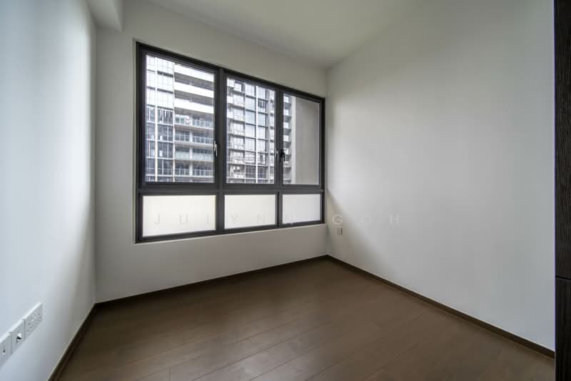 Tembusu Grand Condominium For Sale at S$ 2,099,000 | PropertyGuru Singapore - Common Bedroom | SageHomes