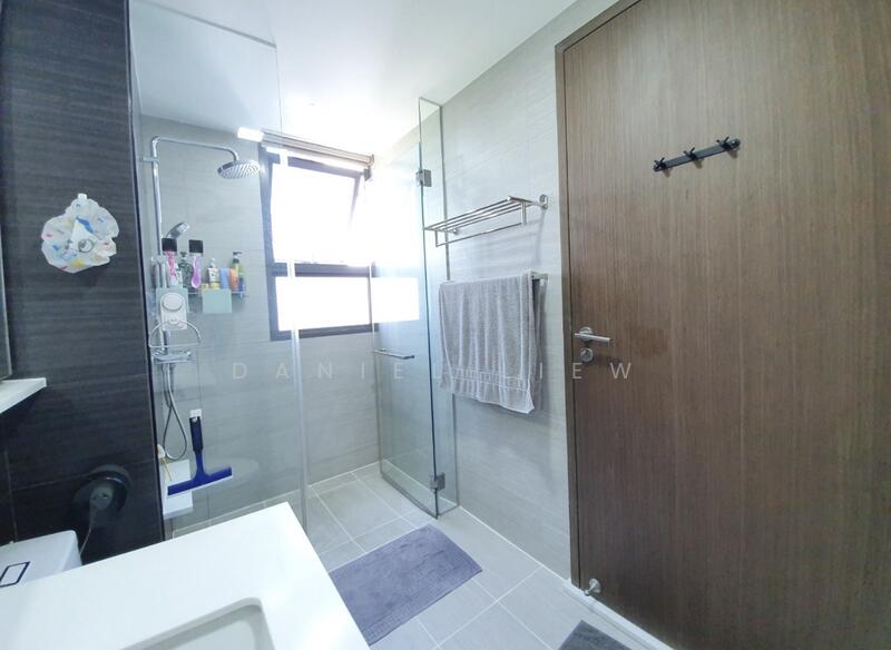 Bellewoods Executive Condominium For Sale at S$ 2,250,000 | PropertyGuru Singapore - Bathroom