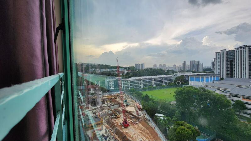 Freehold / 999y 3BR Near Cashew MRT For Sale! Condominium For Sale at S$ 2,488,888 | PropertyGuru Singapore - View