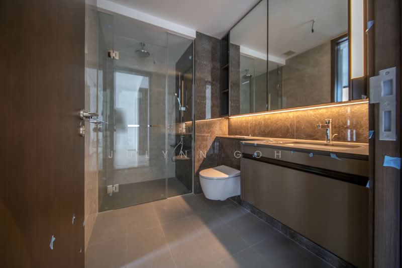 Tembusu Grand, 92 Jalan Tembusu, 1 Bedroom, 527 sqft, Condominium For Rent, by Julynn Goh, 500049187 - Bathroom | SageHomes - PropertyGuru.com.sg