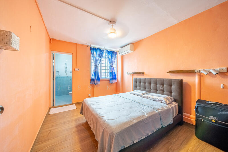 613 Hougang Avenue 8 HDB Flat For Sale at S$ 585,000 | PropertyGuru Singapore - Bedroom