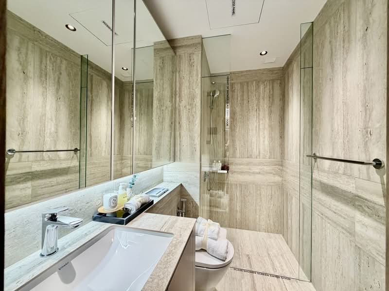 River Modern Condominium For Sale at S$ 1,548,000 | PropertyGuru Singapore - Bathroom