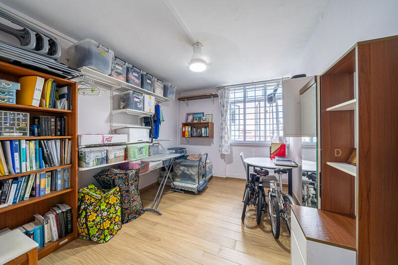 613 Hougang Avenue 8 HDB Flat For Sale at S$ 585,000 | PropertyGuru Singapore - Study