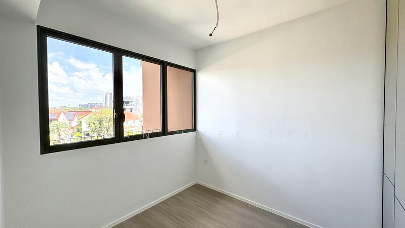 AMO Residence Condominium For Sale at S$ 1,620,000 | PropertyGuru Singapore - Common bedroom