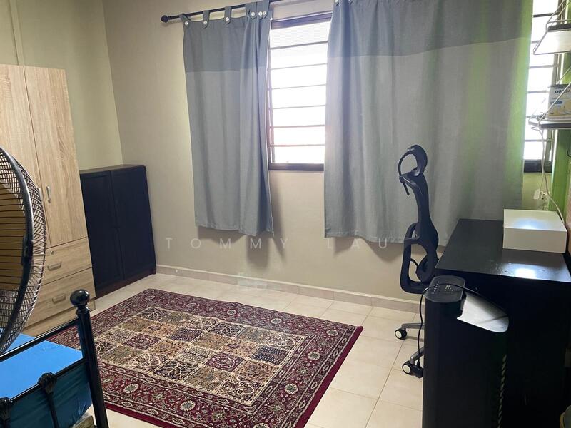 717 Bedok Reservoir Road, 717 Bedok Reservoir Road, Room Rental, 100 sqft, HDB Flat For Rent, by Tommy Lau, 500049292 - Study - PropertyGuru.com.sg
