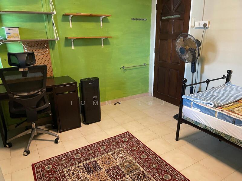 717 Bedok Reservoir Road, 717 Bedok Reservoir Road, Room Rental, 100 sqft, HDB Flat For Rent, by Tommy Lau, 500049292 - Study - PropertyGuru.com.sg