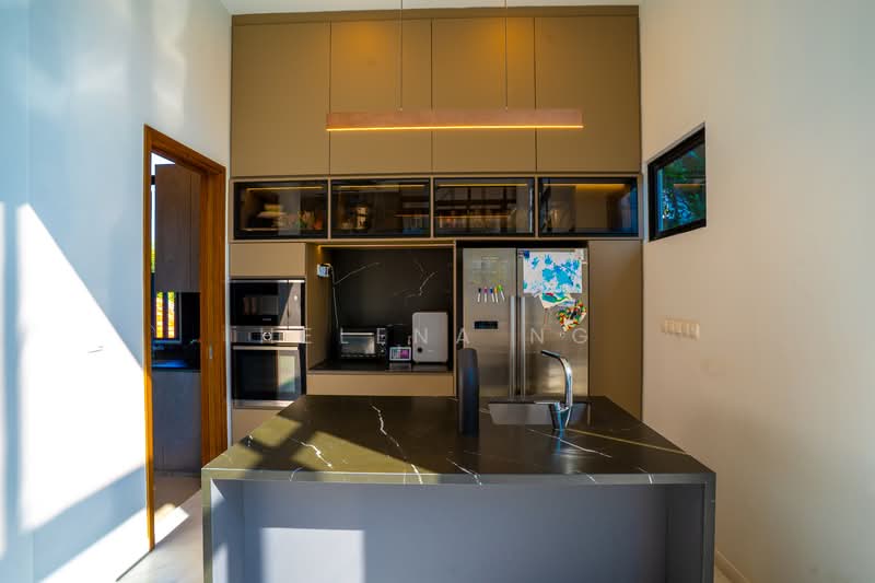 Fourth street Corner Terrace For Sale at S$ 7,850,000 | PropertyGuru Singapore - Kitchen