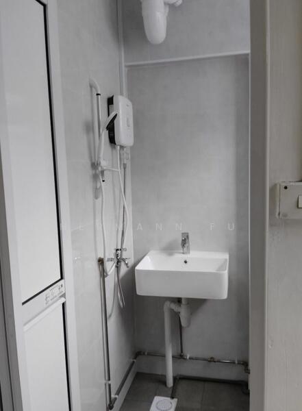 249 Kim Keat Link, 249 Kim Keat Link, Room Rental, 100 sqft, HDB Flat For Rent, by Hermann Fu, 500049333 - Bathroom - PropertyGuru.com.sg