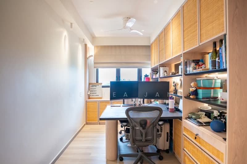 Dairy Farm Residences Condominium For Sale at S$ 1,220,000 | PropertyGuru Singapore - Study