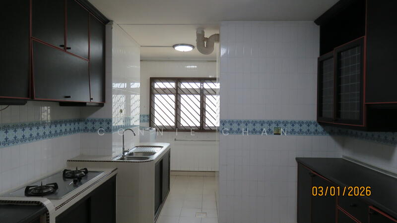 HDB, Pasir Ris Drive 6, 3 Bedrooms, 104 sqft, HDB Flat For Rent, by Connie Chan, 500049395 - Kitchen - PropertyGuru.com.sg