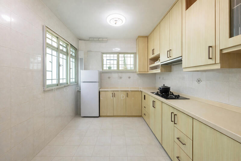 110B Punggol Field HDB Flat For Sale at S$ 530,000 | PropertyGuru Singapore - Kitchen