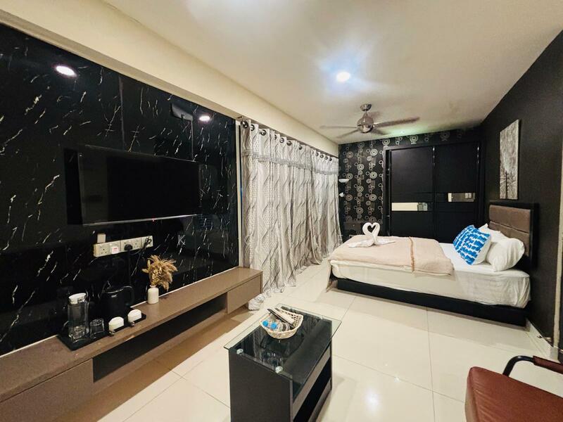 JJH Serviced Apartments, 2A-4B Wolskel Road, Studio, 250 sqft, Condominium For Rent, by K. C. Lee, 500049420 - Bedroom - PropertyGuru.com.sg