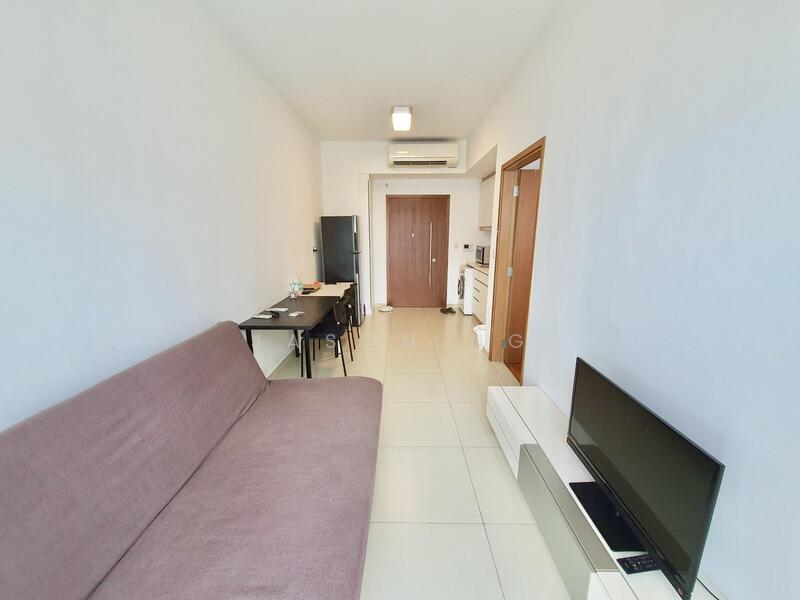 The Interweave Condominium For Sale at S$ 770,000 | PropertyGuru Singapore - Living Room