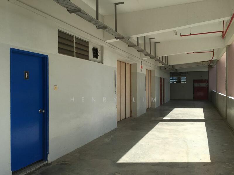 Richfield Industrial Centre, 122 Eunos Avenue 7, 1,593 sqft, Factory / Workshop (B2) For Sale, by Henry Lim, 500049439 - Corridor - CommercialGuru.com.sg