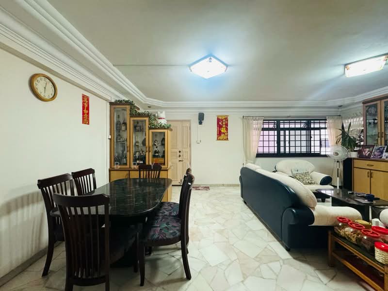 40 Jalan Rumah Tinggi, 40 Jalan Rumah Tinggi, 3 Bedrooms, 1,076 sqft, HDB Flat For Sale, by Bryan Neo, 500049443 - Living Room - PropertyGuru.com.sg