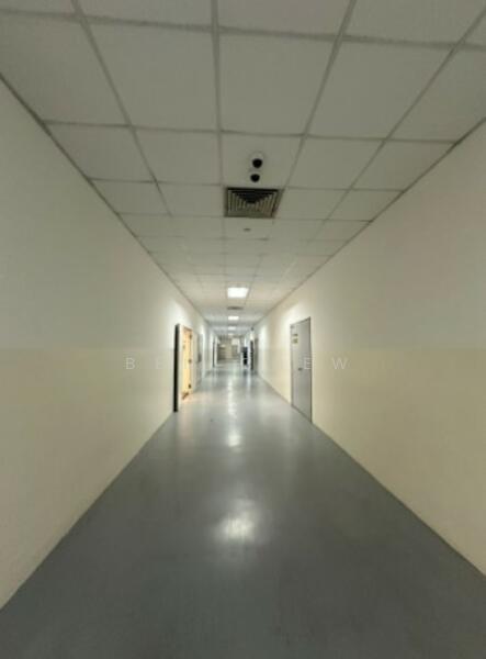 221 Henderson Road, Singapore 159557, , 1,647 sqft, Office For Sale, by Ben Chew, 500049444 - Corridor - CommercialGuru.com.sg