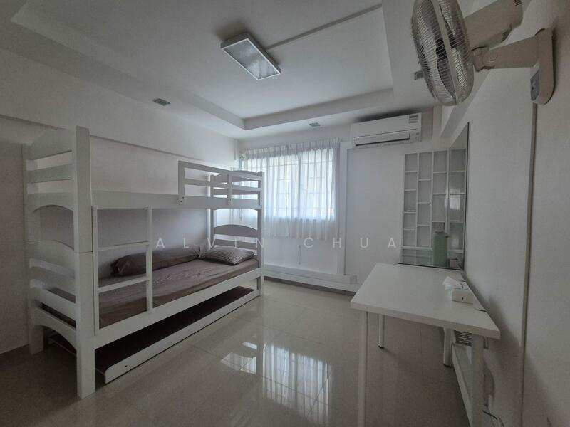416 Pandan Gardens, 416 Pandan Gardens, Room Rental, 155 sqft, HDB Flat For Rent, by Alvin Chua, 500049470 - Bedroom - PropertyGuru.com.sg