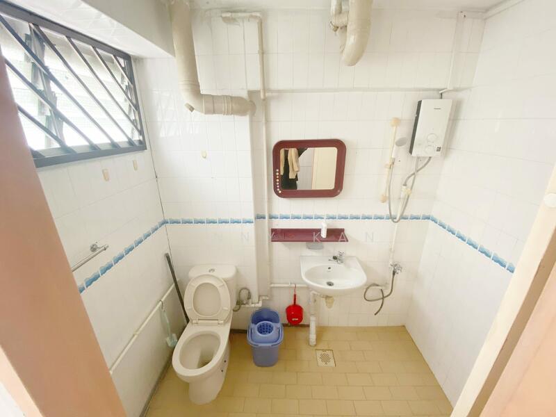 For Rent - 405 Fajar Road