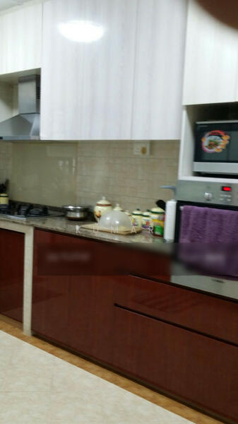 115 Rivervale Walk HDB Flat For Sale at S$ 725,000 | PropertyGuru Singapore - Kitchen