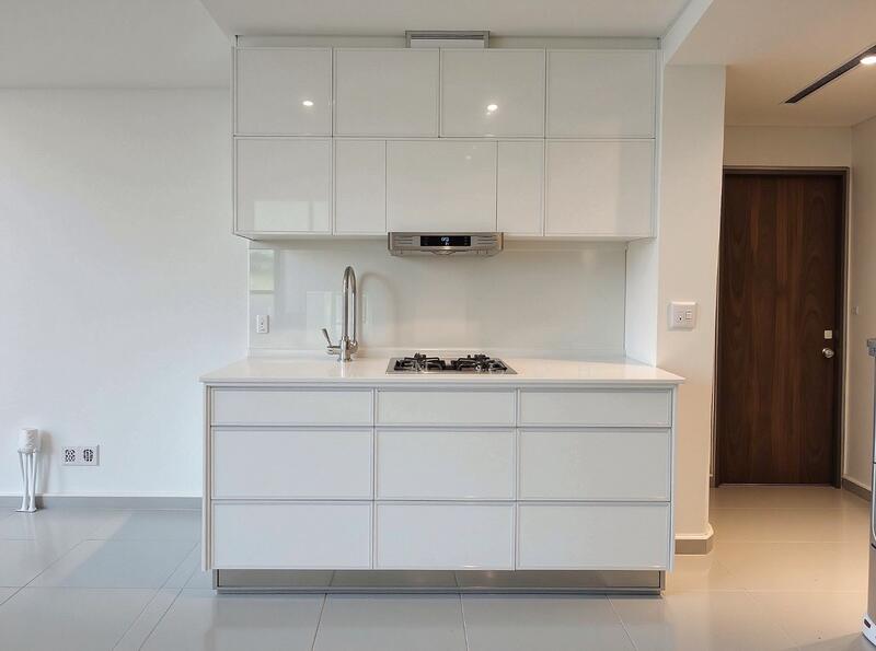 The Interweave Condominium For Sale at S$ 1,060,000 | PropertyGuru Singapore - Kitchen