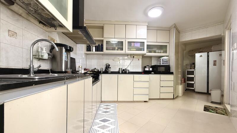 307B Anchorvale Road HDB Flat For Sale at S$ 880,000 | PropertyGuru Singapore - Kitchen
