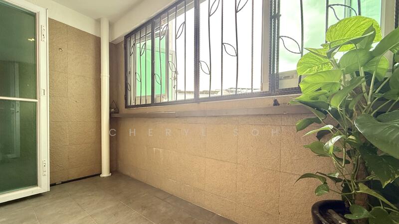 307B Anchorvale Road HDB Flat For Sale at S$ 880,000 | PropertyGuru Singapore - Balcony