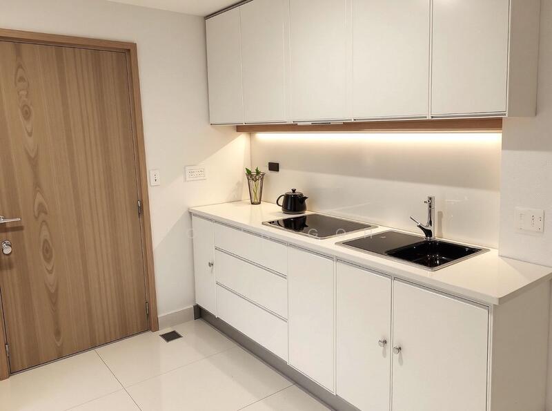 The Interweave Condominium For Sale at S$ 770,000 | PropertyGuru Singapore - Kitchen