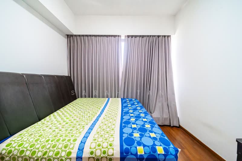Watertown Condominium For Sale at S$ 988,000 | PropertyGuru Singapore - Master bedroom