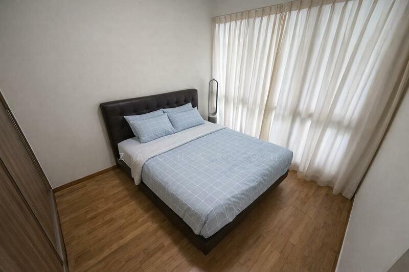 Ground Floor Lovers! XXXL Patio size! Dual Key! Parc Olympia Condominium For Sale at S$ 2,388,888 | PropertyGuru Singapore - Master Bedroom