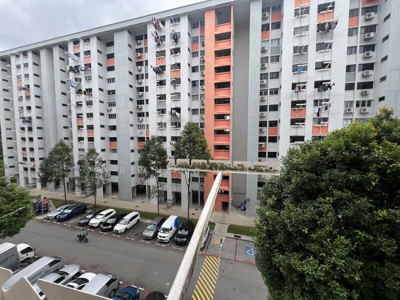 For Rent - 350 Woodlands Avenue 3