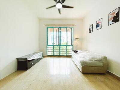 For Sale - RARE!! 999 YEARS!!! CHEAP!!! WALK TO MRT!!!