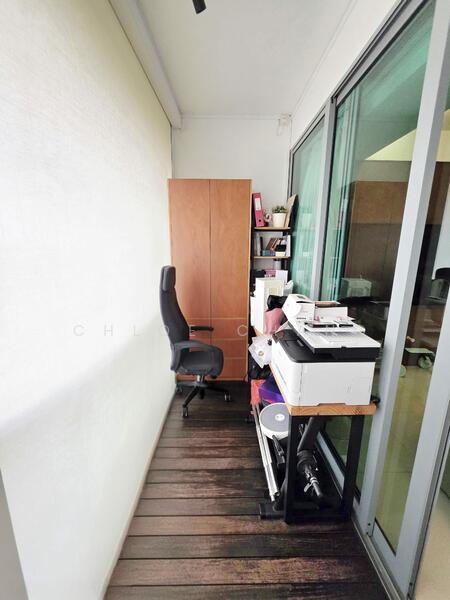 Waterfront Waves, 766 Bedok Reservoir Road, 3 Bedrooms, 1,270 sqft, Condominium For Rent, by Chloe Chang, 500049662 - Balcony - PropertyGuru.com.sg