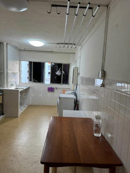 379 Clementi Avenue 5, 379 Clementi Avenue 5, Room Rental, 110 sqft, HDB Flat For Rent, by Cynthia Kok, 500049688 - Kitchen - PropertyGuru.com.sg