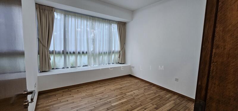 The Sixth Avenue Residences Condominium For Sale at S$ 2,600,000 | PropertyGuru Singapore - Master Bedroom