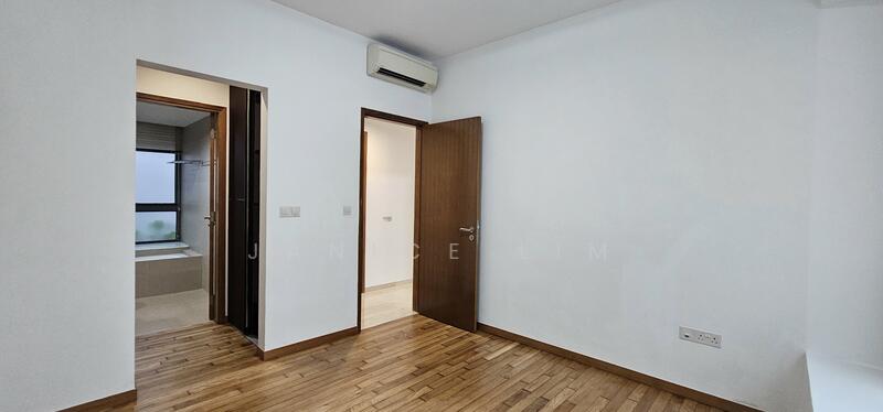 The Sixth Avenue Residences Condominium For Sale at S$ 2,600,000 | PropertyGuru Singapore - Master Bedroom