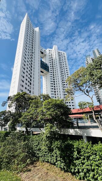 Harbour View Towers, 21 Telok Blangah Drive, 3 Bedrooms, 1,615 sqft, Condominium For Rent, by Bob Hum, 500049719 - Exterior - PropertyGuru.com.sg