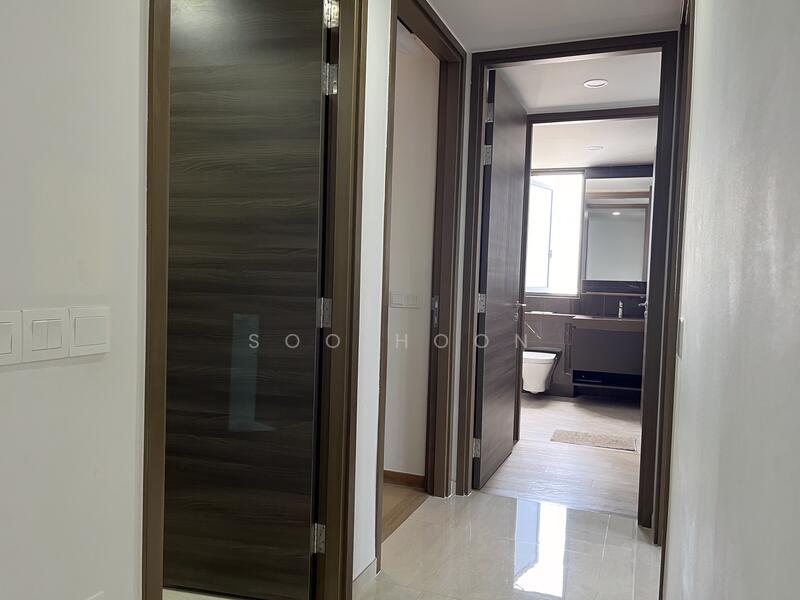 The Florence Residences Apartment For Sale at S$ 1,950,000 | PropertyGuru Singapore - Corridor