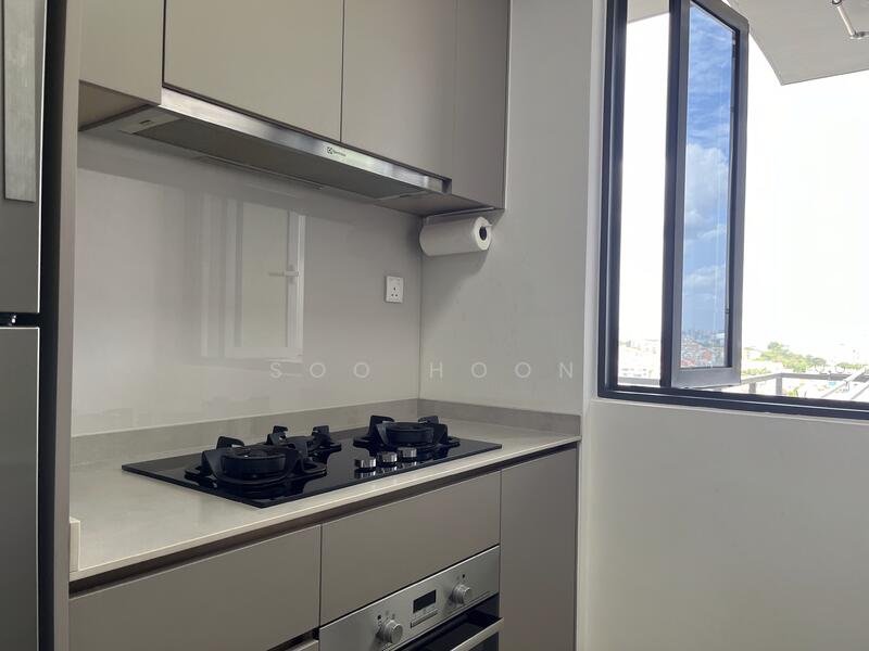 The Florence Residences Apartment For Sale at S$ 1,950,000 | PropertyGuru Singapore - Kitchen