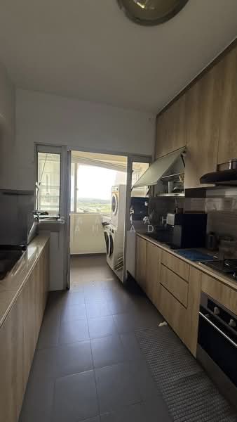 338C Anchorvale Crescent HDB Flat For Sale at S$ 670,000 | PropertyGuru Singapore - Kitchen