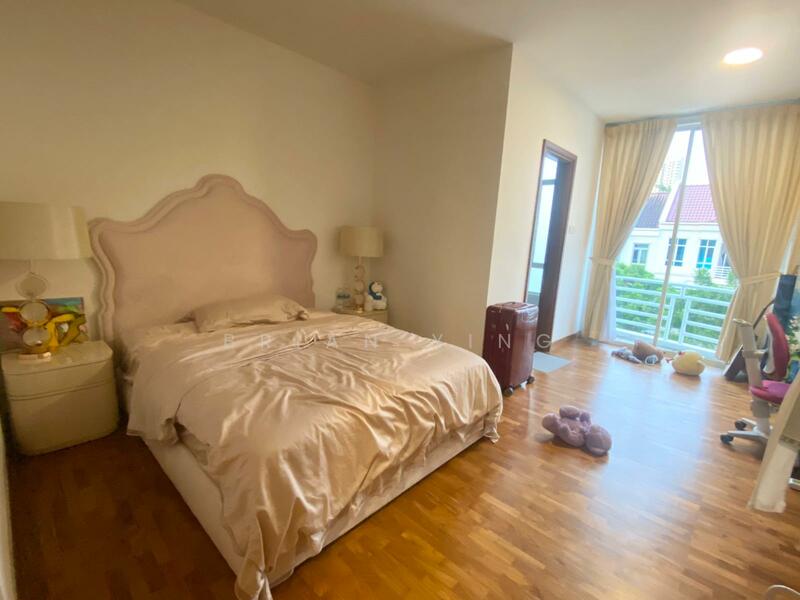 Century Woods Terraced House For Sale at S$ 3,199,999 | PropertyGuru Singapore - Bedroom