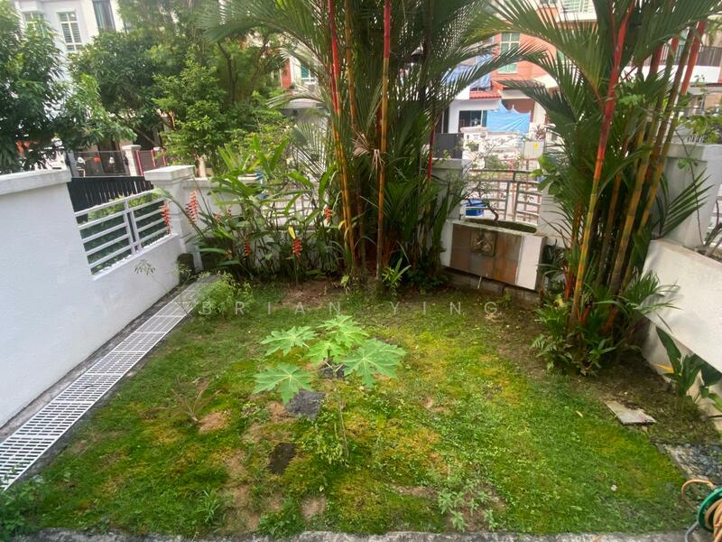 Century Woods Terraced House For Sale at S$ 3,199,999 | PropertyGuru Singapore - Exterior