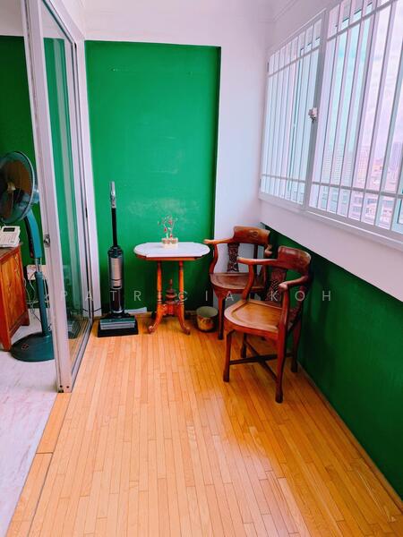 239 Lorong 1 Toa Payoh HDB Flat For Sale at S$ 980,000 | PropertyGuru Singapore