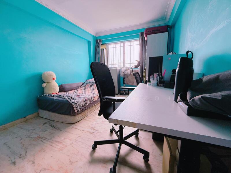 239 Lorong 1 Toa Payoh HDB Flat For Sale at S$ 980,000 | PropertyGuru Singapore