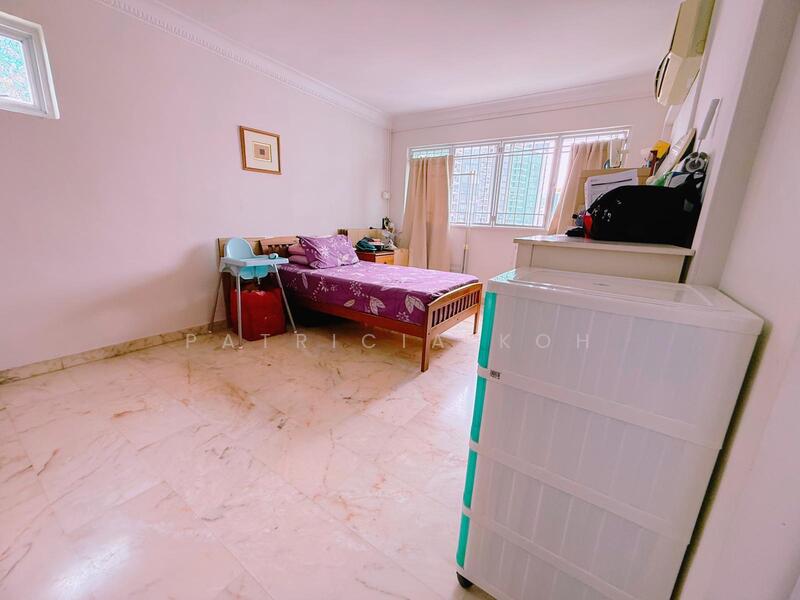 239 Lorong 1 Toa Payoh HDB Flat For Sale at S$ 980,000 | PropertyGuru Singapore