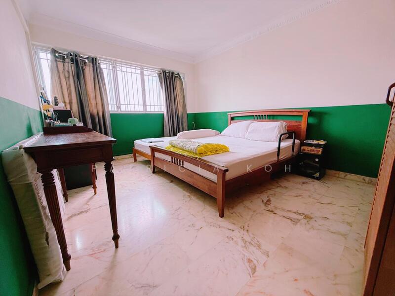 239 Lorong 1 Toa Payoh HDB Flat For Sale at S$ 980,000 | PropertyGuru Singapore