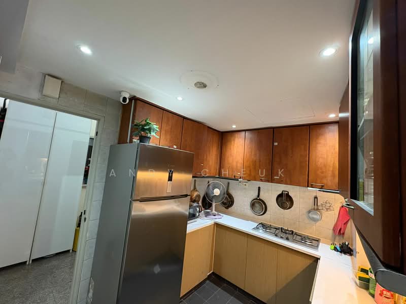 Wing Fong Mansions, 12 Lorong 14 Geylang, Room Rental, 90 sqft, Apartment For Rent, by Andy Cheuk, 500049778 - Kitchen - PropertyGuru.com.sg