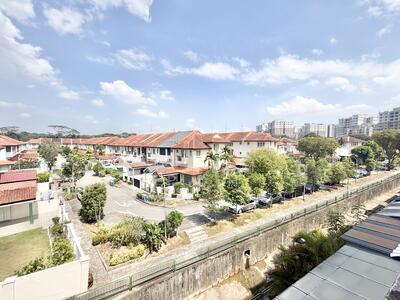 For Sale - RARE 3STY TERRACE UNBLOCK, MINS WALK TO MRT & MALL!!