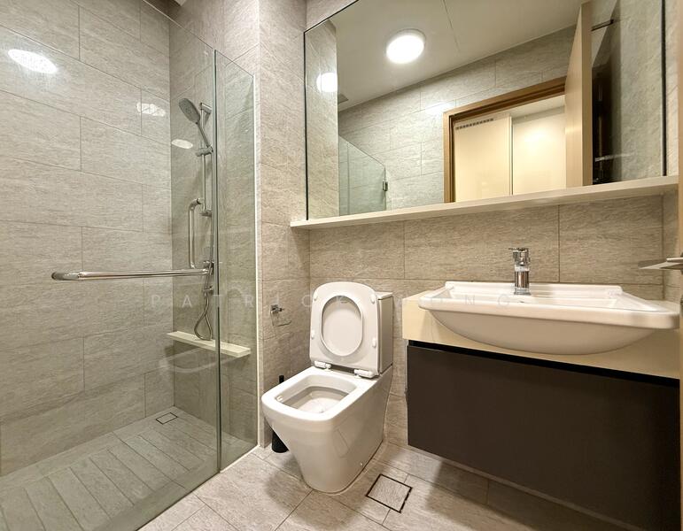 City Gate, 371 Beach Road, 1 Bedroom, 250 sqft, Apartment For Rent, by Patrick Wong, 500049803 - Bathroom - PropertyGuru.com.sg