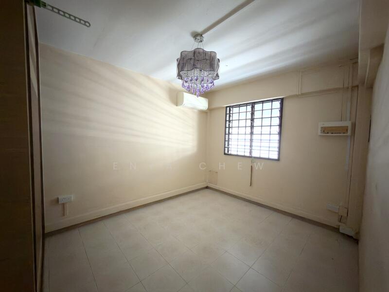 For Sale - 203 Jurong East Street 21