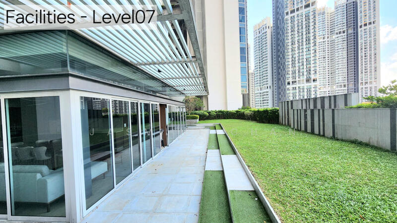 For Sale - Queens Peak